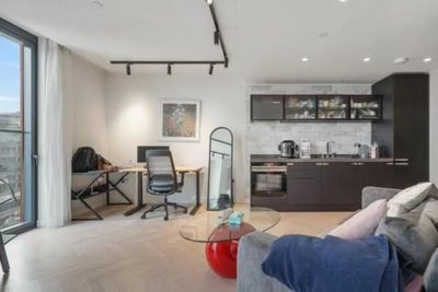One Crown Place